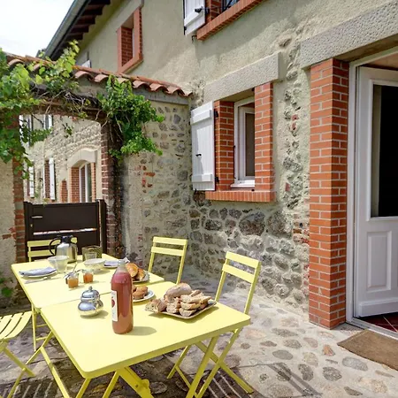 D'hotes Ondine Et Igor Bed & Breakfast Saint-Marcellin-en-Forez