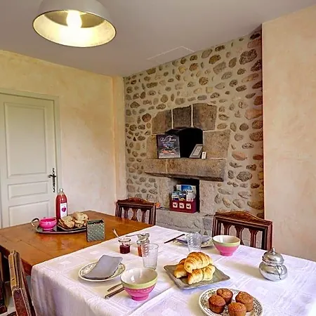 Bed & Breakfast D'hotes Ondine Et Igor Saint-Marcellin-en-Forez
